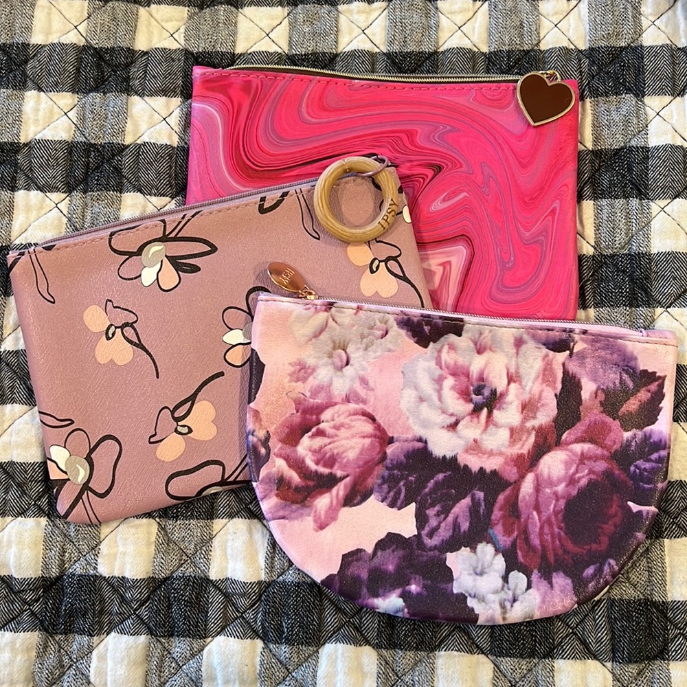 NWOT ipsy make up bags - 3 pack purples